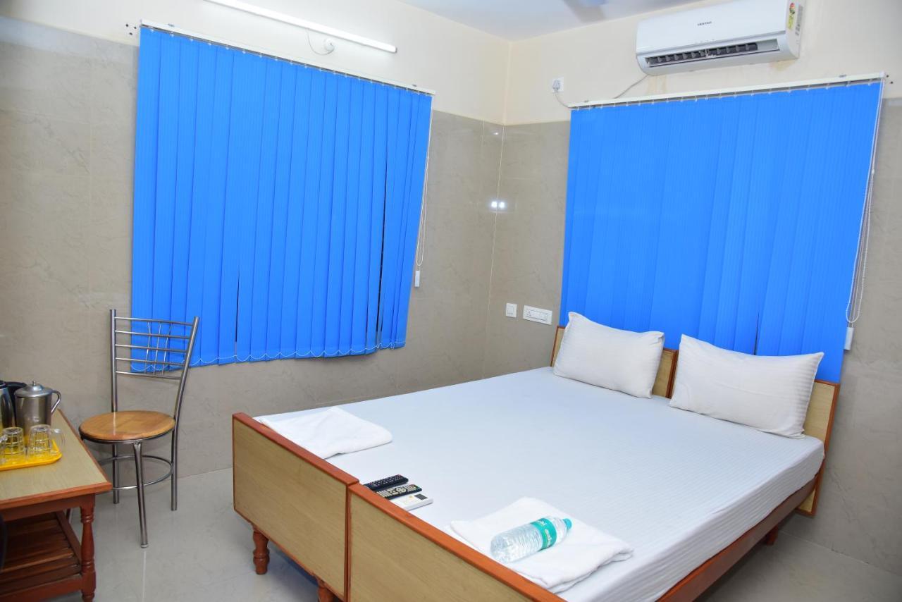 מלון ולורה Sgrt Residency מראה חיצוני תמונה